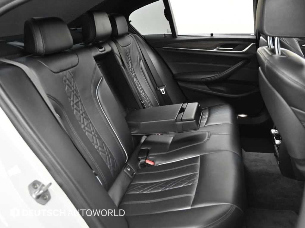 BMW 5시리즈 5시리즈 (G30) 530i xDrive M 스포츠 플러스 이미지 12