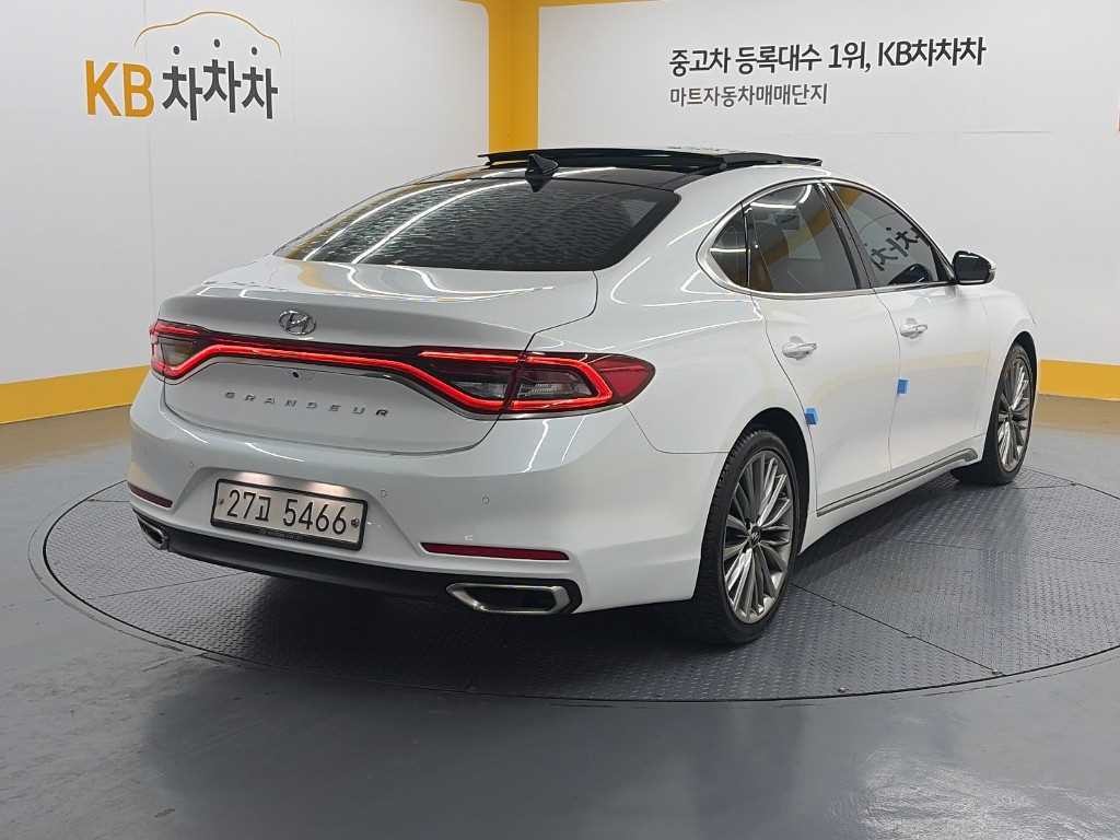 현대 그랜저 그랜저 IG 2.4 GDI 프리미엄 스페셜 이미지 4