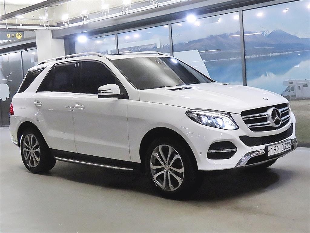 벤츠 GLE 클래스 GLE 클래스 W166 GLE 250 d 4MATIC 이미지 1