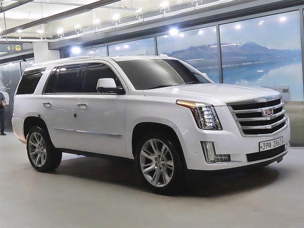 캐딜락 에스컬레이드 6.2 V8 ESV 이미지 1