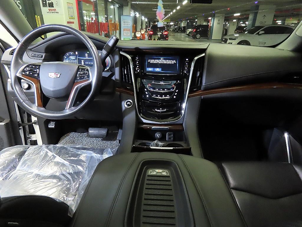 캐딜락 에스컬레이드 6.2 V8 ESV 이미지 10