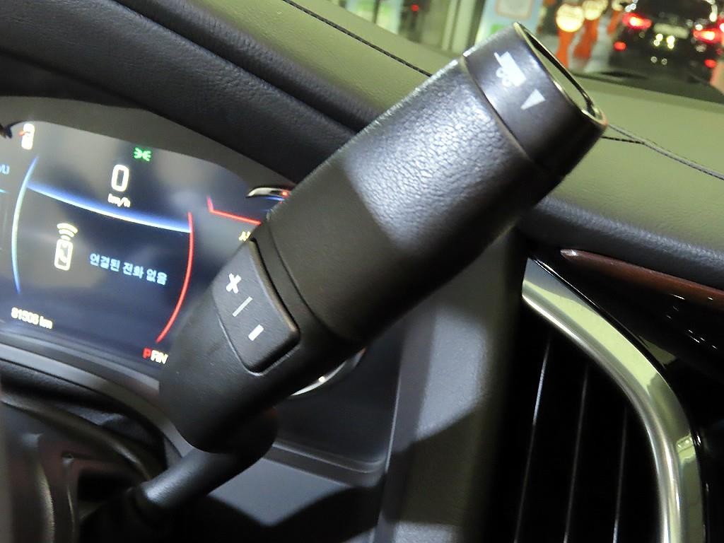 캐딜락 에스컬레이드 6.2 V8 ESV 이미지 12