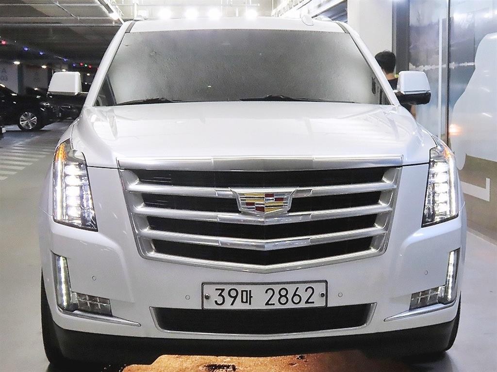 캐딜락 에스컬레이드 6.2 V8 ESV 이미지 2