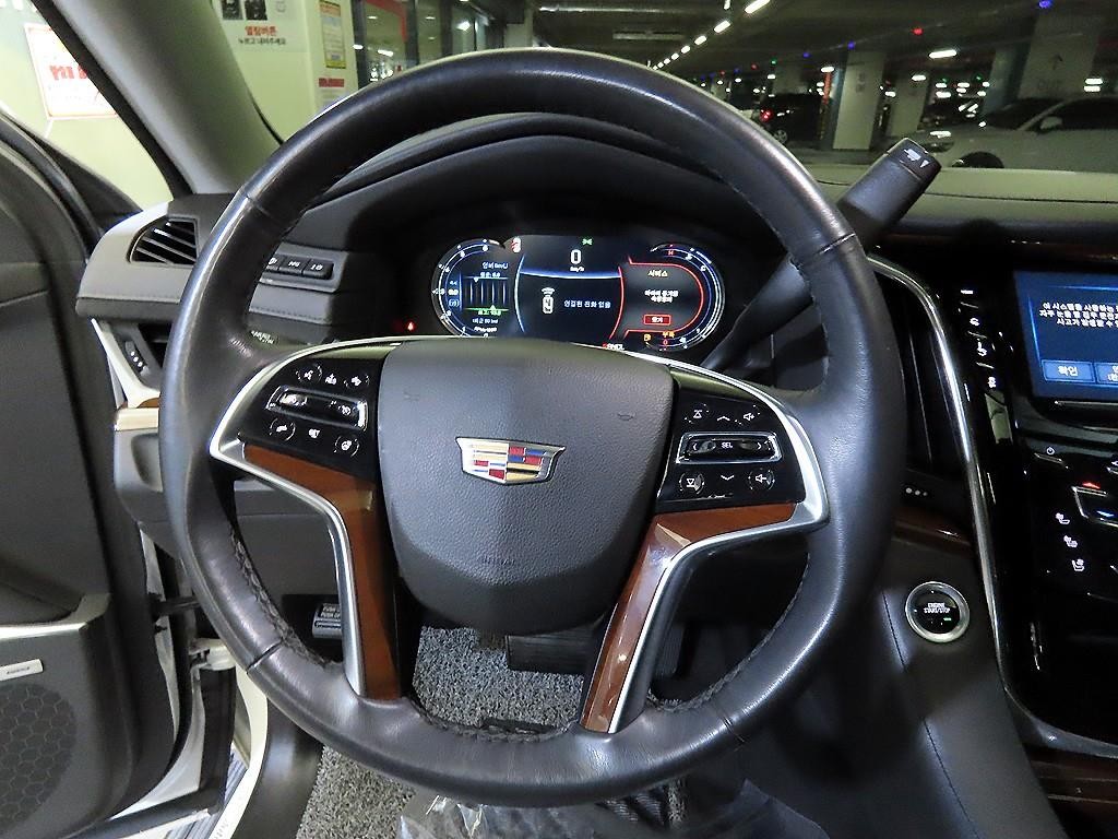 캐딜락 에스컬레이드 6.2 V8 ESV 이미지 8