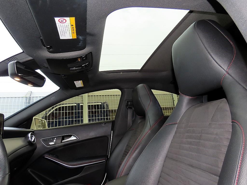 벤츠 CLA 클래스 CLA클래스 CLA 220 AMG LINE 이미지 17