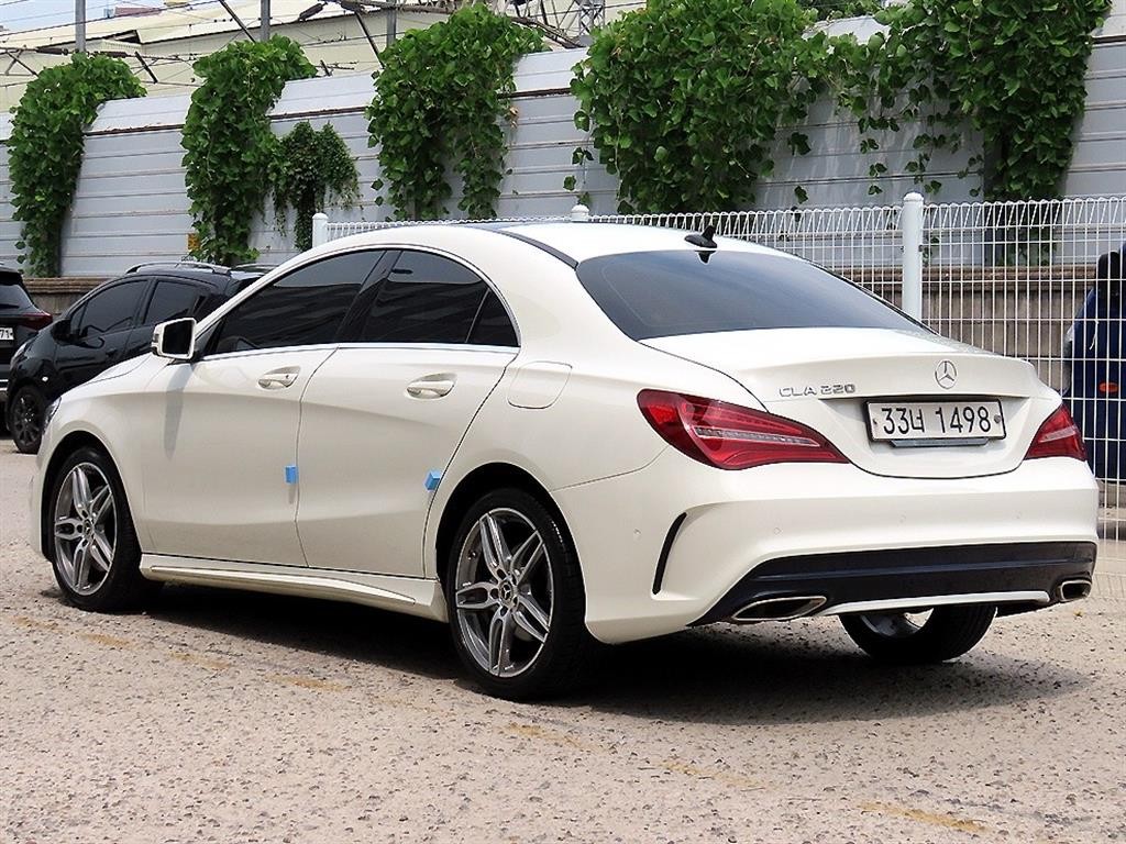 벤츠 CLA 클래스 CLA클래스 CLA 220 AMG LINE 이미지 3