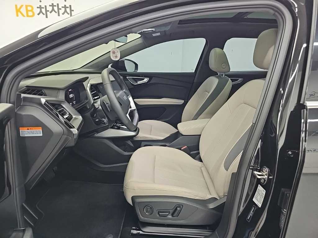 아우디 Q4 Q4 e-트론 45 이미지 11