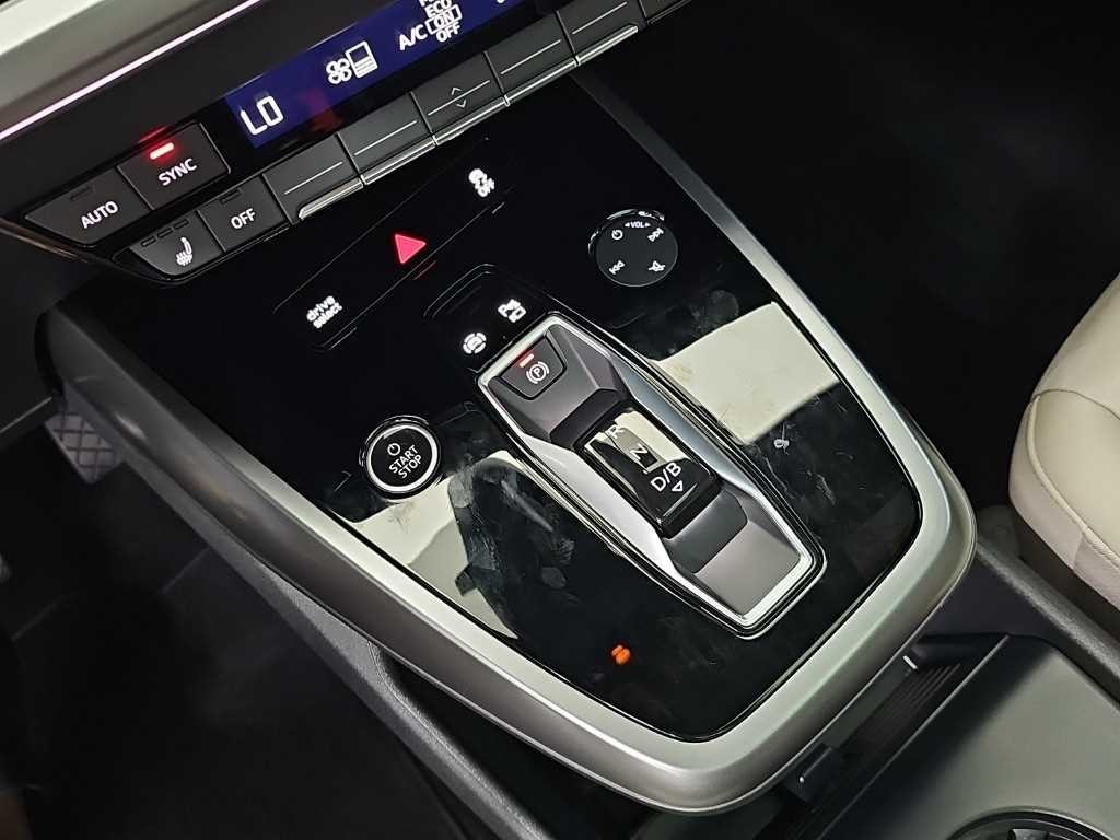 아우디 Q4 Q4 e-트론 45 이미지 8