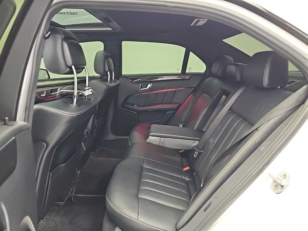 벤츠 E 클래스 E-클래스 W212 E220 블루텍 아방가르드 스포츠 이미지 12