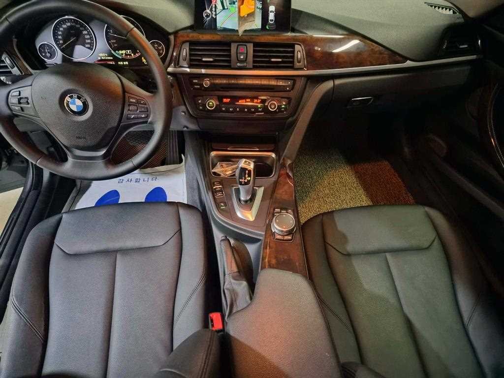 BMW 그란투리스모 3시리즈 GT (F34) GT 320D xDrive 이미지 10