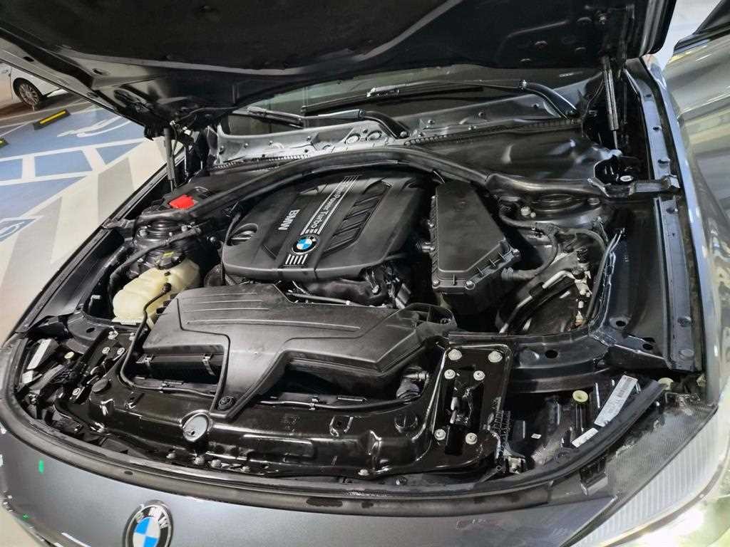 BMW 그란투리스모 3시리즈 GT (F34) GT 320D xDrive 이미지 19