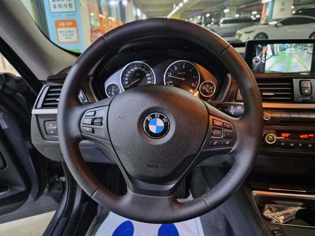 BMW 그란투리스모 3시리즈 GT (F34) GT 320D xDrive 이미지 8