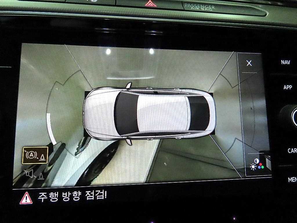 폭스바겐 아테온 2.0 TDI 엘레강스 프레스티지 이미지 14