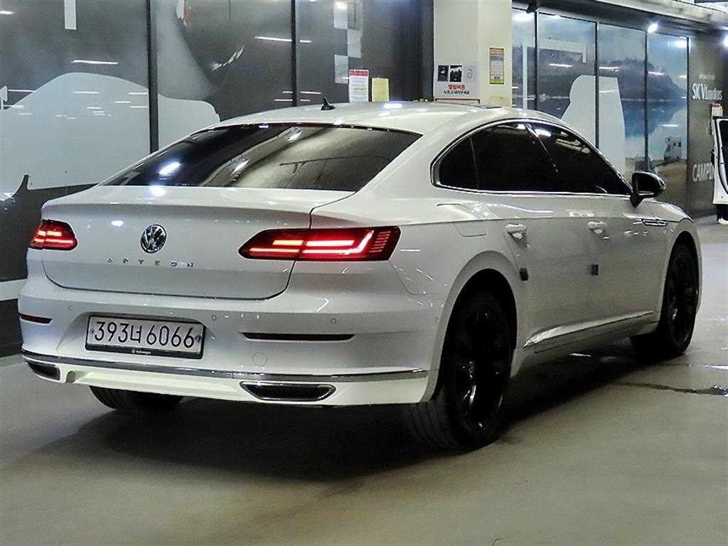 폭스바겐 아테온 2.0 TDI 엘레강스 프레스티지 이미지 4