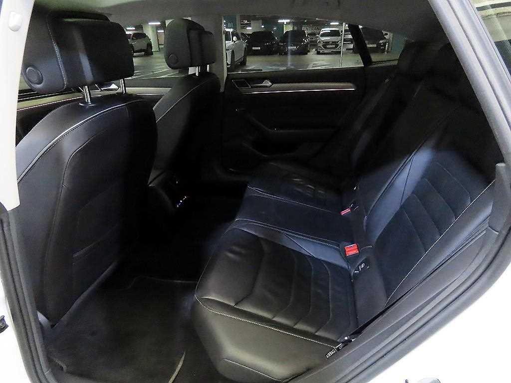 폭스바겐 아테온 2.0 TDI 엘레강스 프레스티지 이미지 7