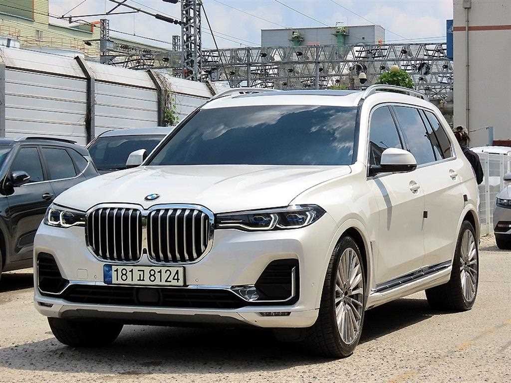 BMW X7 X7 (G07) xDrive 40d 디자인 퓨어 엑셀런스 7인승 이미지 2