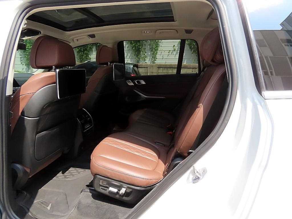 BMW X7 X7 (G07) xDrive 40d 디자인 퓨어 엑셀런스 7인승 이미지 6