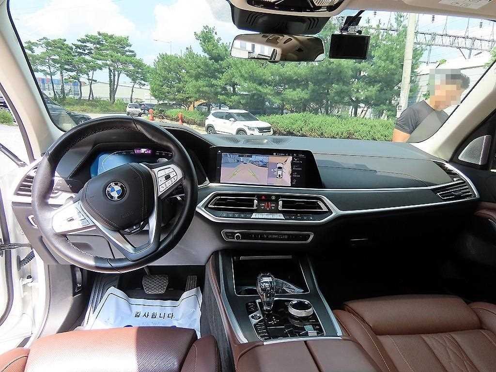 BMW X7 X7 (G07) xDrive 40d 디자인 퓨어 엑셀런스 7인승 이미지 7
