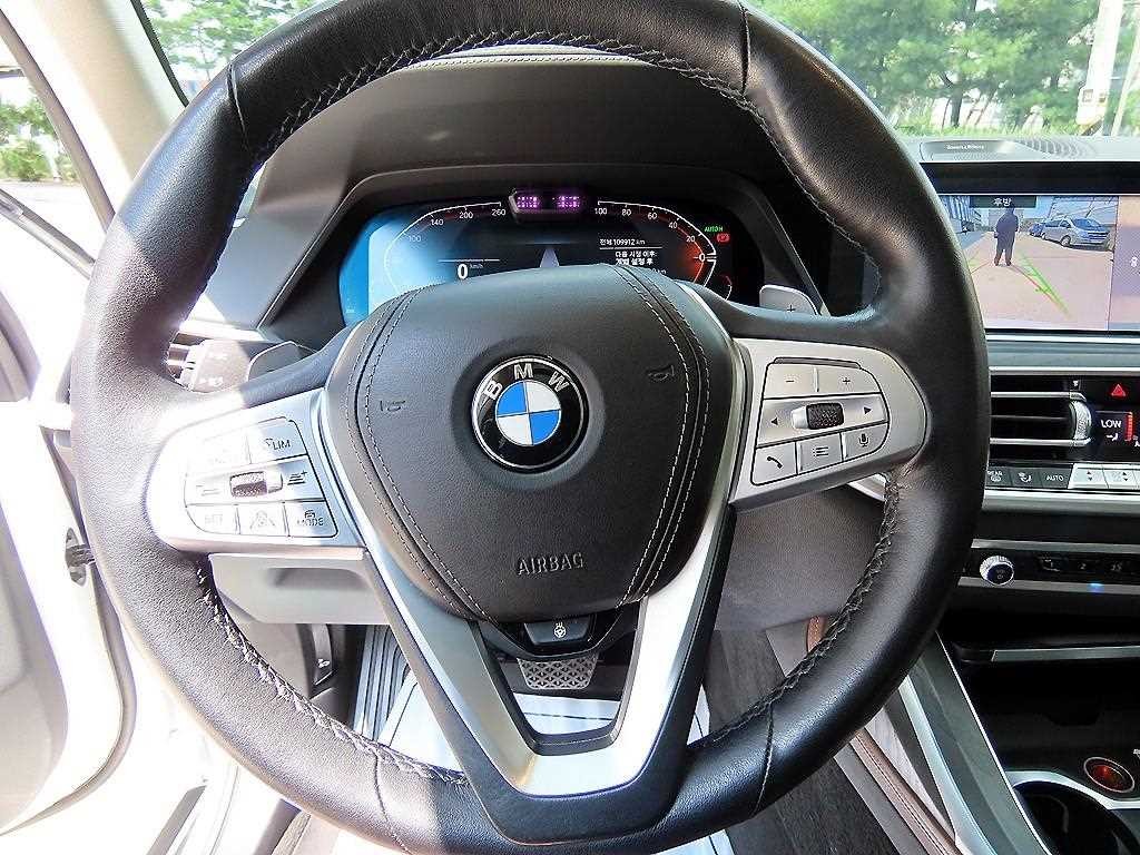 BMW X7 X7 (G07) xDrive 40d 디자인 퓨어 엑셀런스 7인승 이미지 8