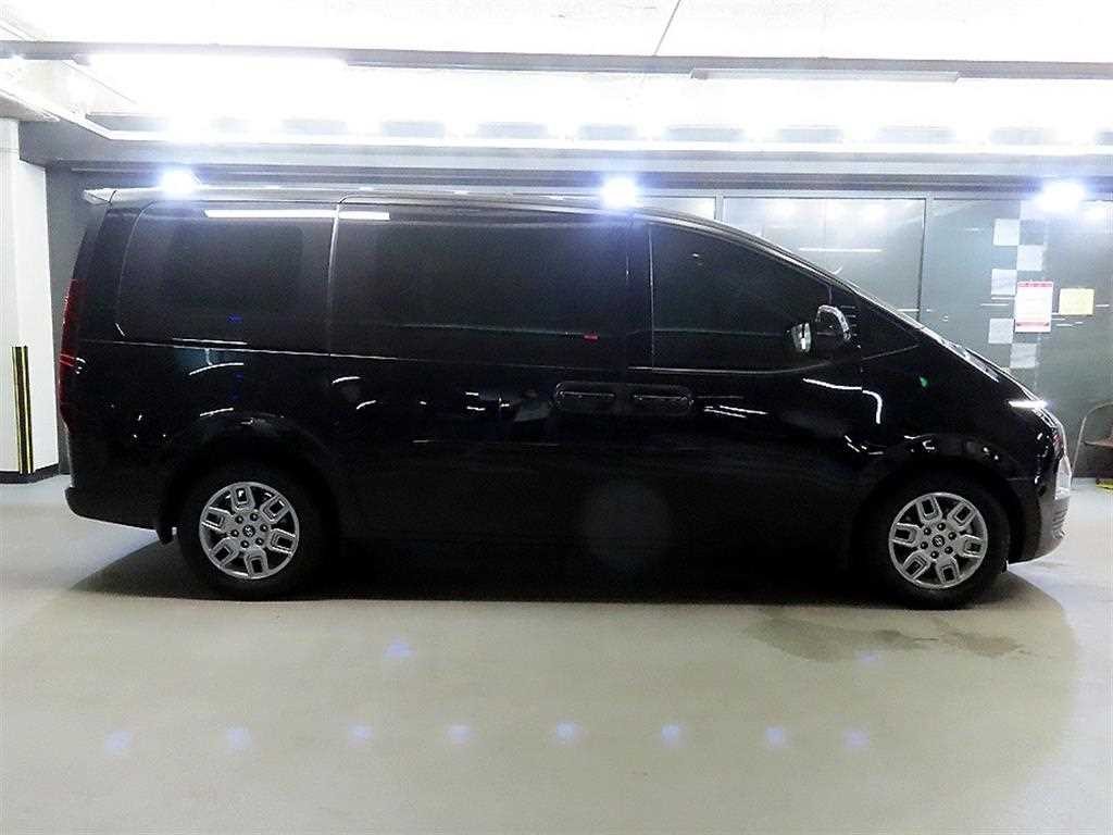 현대 스타리아 2WD 디젤 카고 모던 3인승 이미지 3