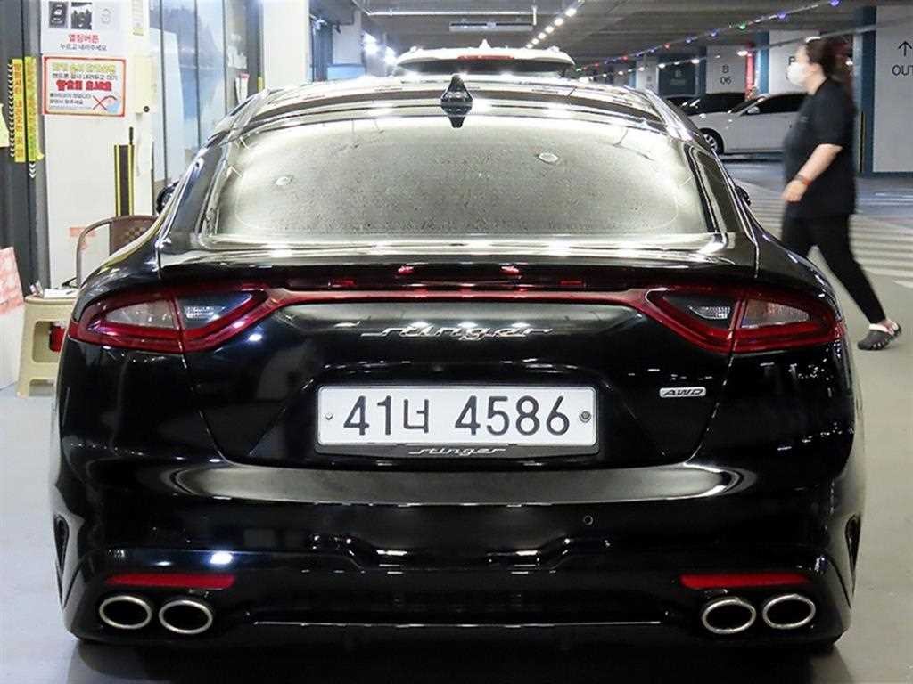 기아 스팅어 가솔린 2.0 터보 AWD 플래티넘 이미지 5
