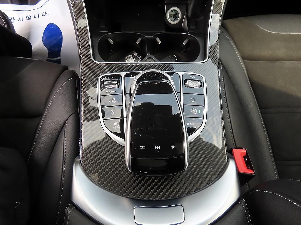 벤츠 GLC 클래스 GLC클래스 X253 AMG GLC 63 4MATIC+ 이미지 13