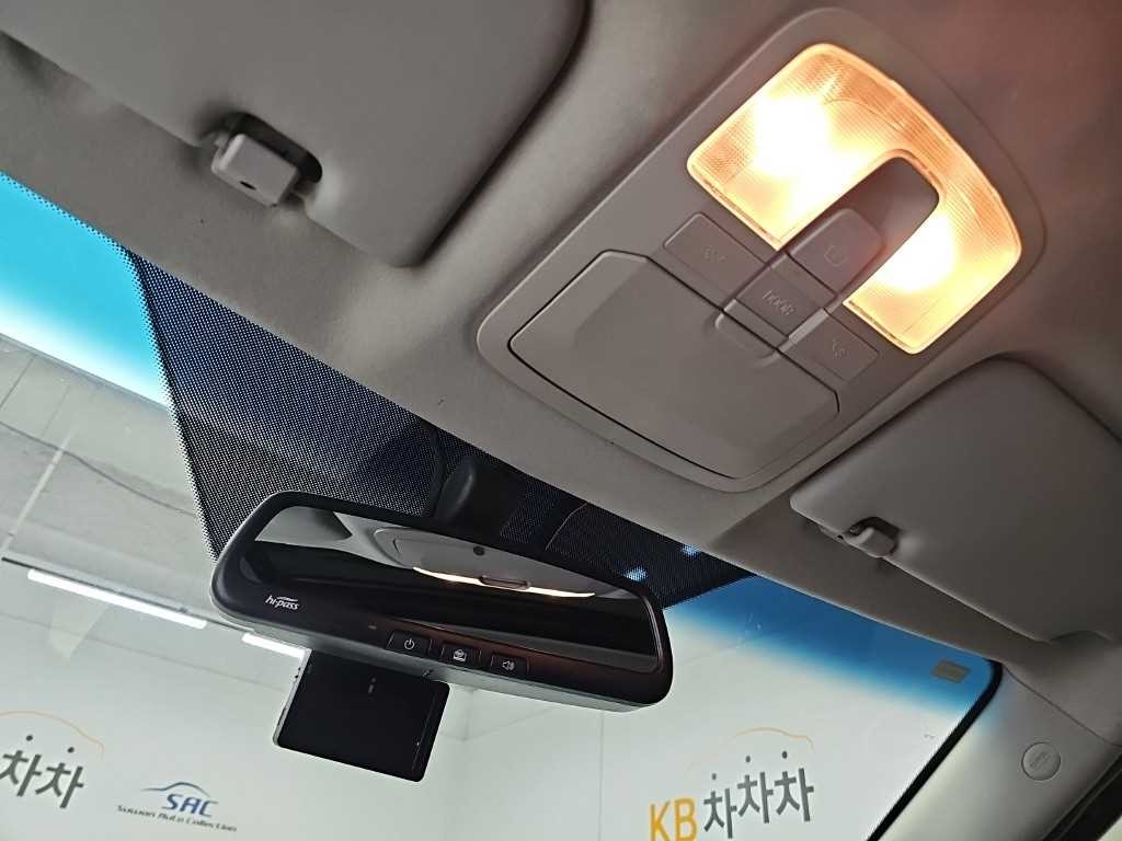 KG모빌리티(쌍용) 티볼리 가솔린 2WD 1.6 LX 이미지 17