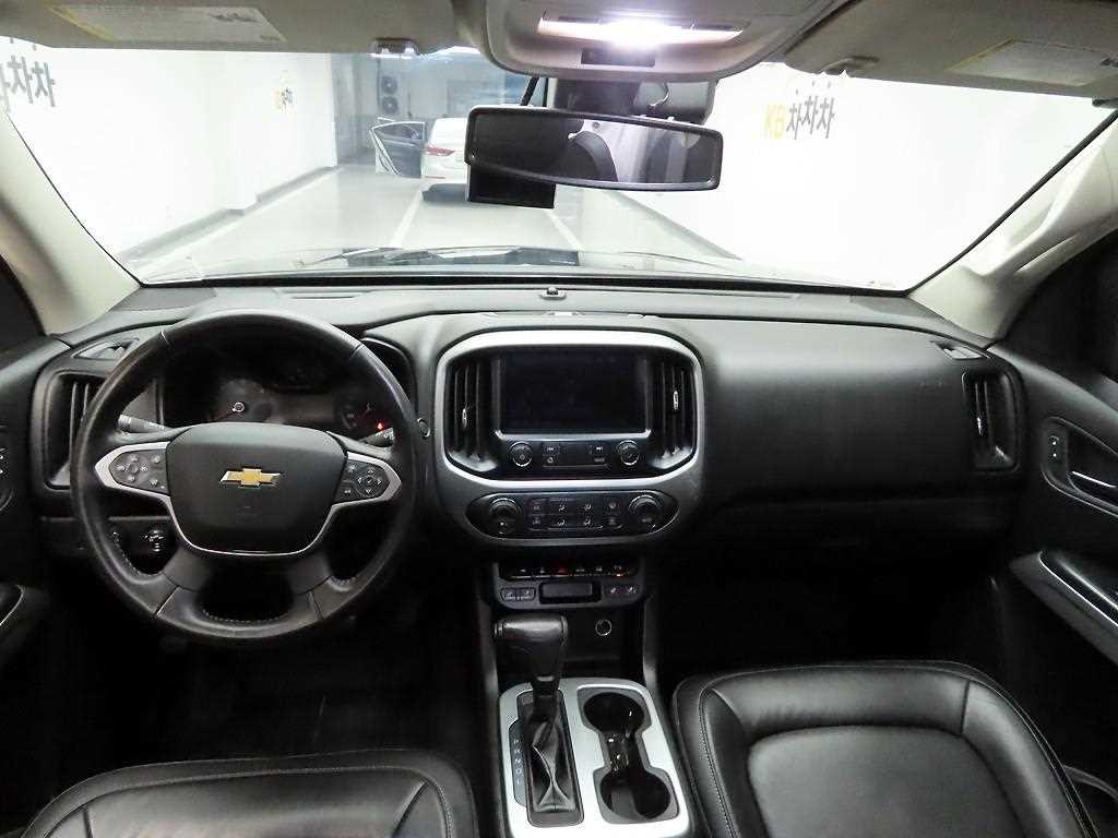 쉐보레 콜로라도 3.6 익스트림-X 4WD 이미지 6