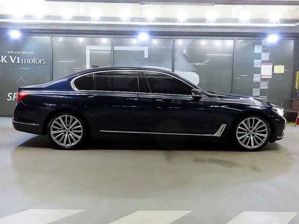 BMW 7시리즈 7시리즈 (G11) 750Li xDrive 이미지 3