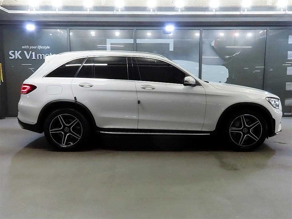 벤츠 GLC 클래스 GLC클래스 X253 GLC 300 4MATIC 프리미엄 이미지 3