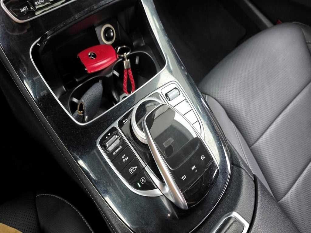 벤츠 E 클래스 E-클래스 W213 E300 4MATIC 아방가르드 이미지 16