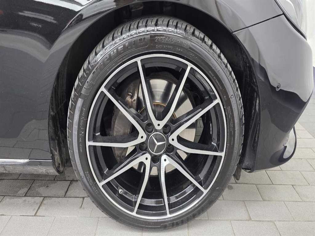 벤츠 E 클래스 E-클래스 W213 E300 4MATIC 아방가르드 이미지 4
