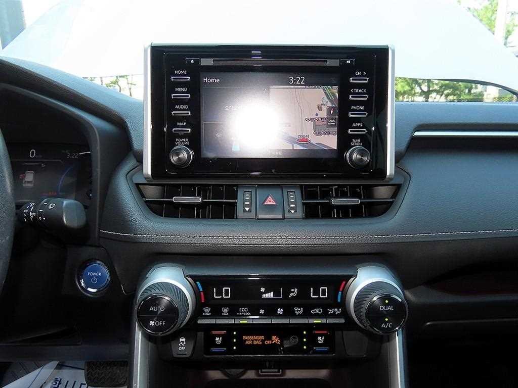 토요타 라브4 RAV4(5세대) 2.5 4WD 하이브리드 이미지 13