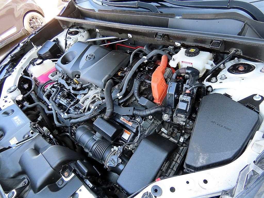 토요타 라브4 RAV4(5세대) 2.5 4WD 하이브리드 이미지 19