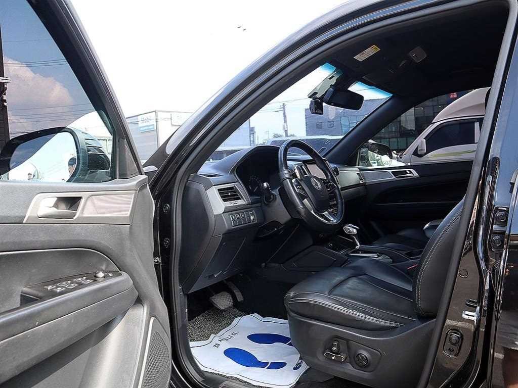 KG모빌리티(쌍용) 렉스턴 렉스턴 스포츠 칸 디젤 2.2 4WD 프로페셔널 X 이미지 6