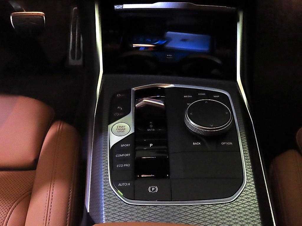 BMW 3시리즈 3시리즈 (G20) 320i M 스포츠 이미지 12