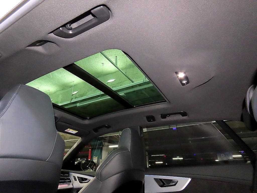아우디 Q8 55 TFSI 콰트로 프리미엄 이미지 15