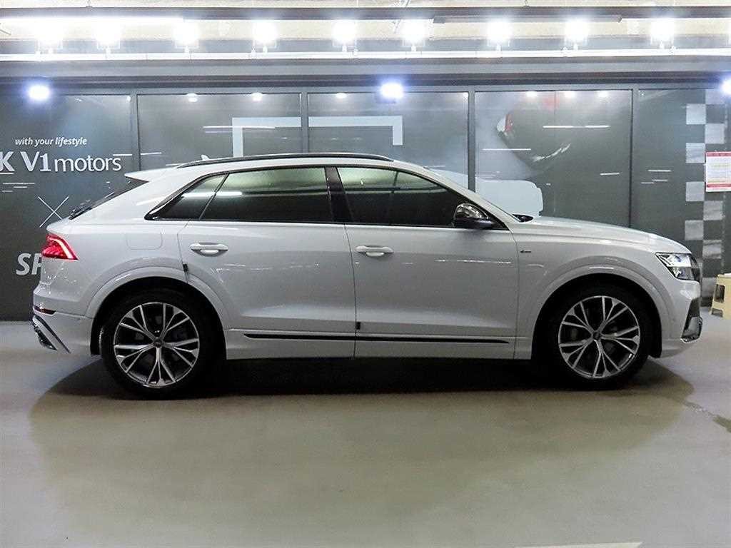 아우디 Q8 55 TFSI 콰트로 프리미엄 이미지 3