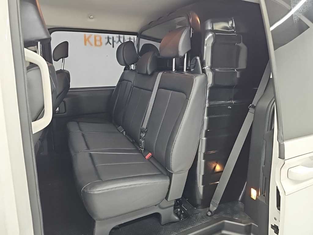 현대 스타리아 2WD 디젤 카고 모던 5인승 이미지 12