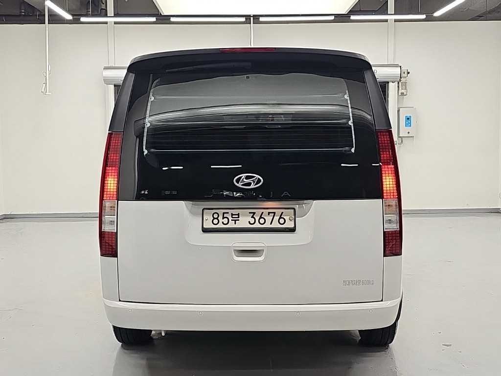 현대 스타리아 2WD 디젤 카고 모던 5인승 이미지 3