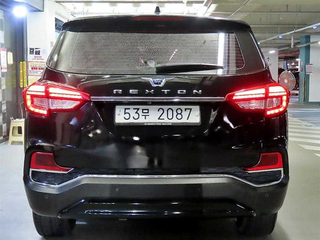 KG모빌리티(쌍용) 렉스턴 G4렉스턴 디젤 2.2 4WD 럭셔리 이미지 5
