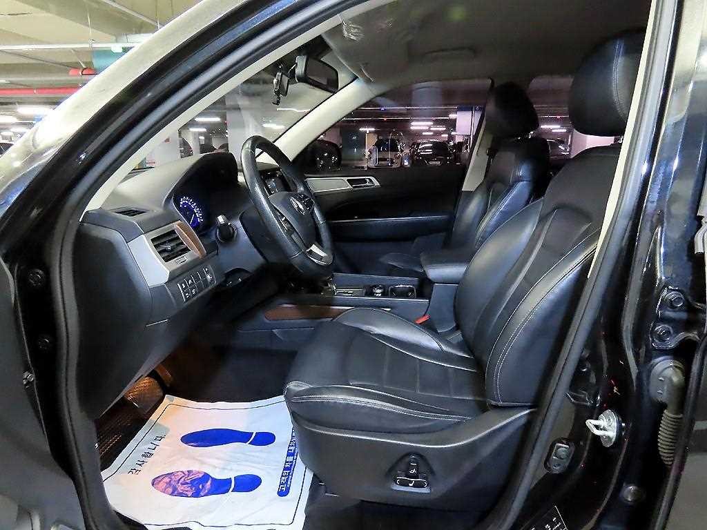 KG모빌리티(쌍용) 렉스턴 G4렉스턴 디젤 2.2 4WD 럭셔리 이미지 6
