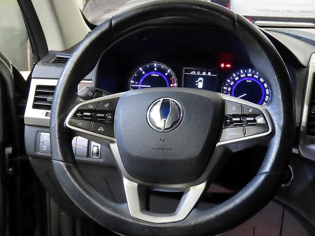 KG모빌리티(쌍용) 렉스턴 G4렉스턴 디젤 2.2 4WD 럭셔리 이미지 8