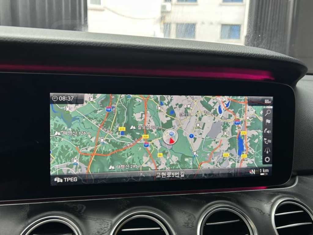 벤츠 E 클래스 E-클래스 W213 E300 4MATIC 익스클루시브 이미지 17