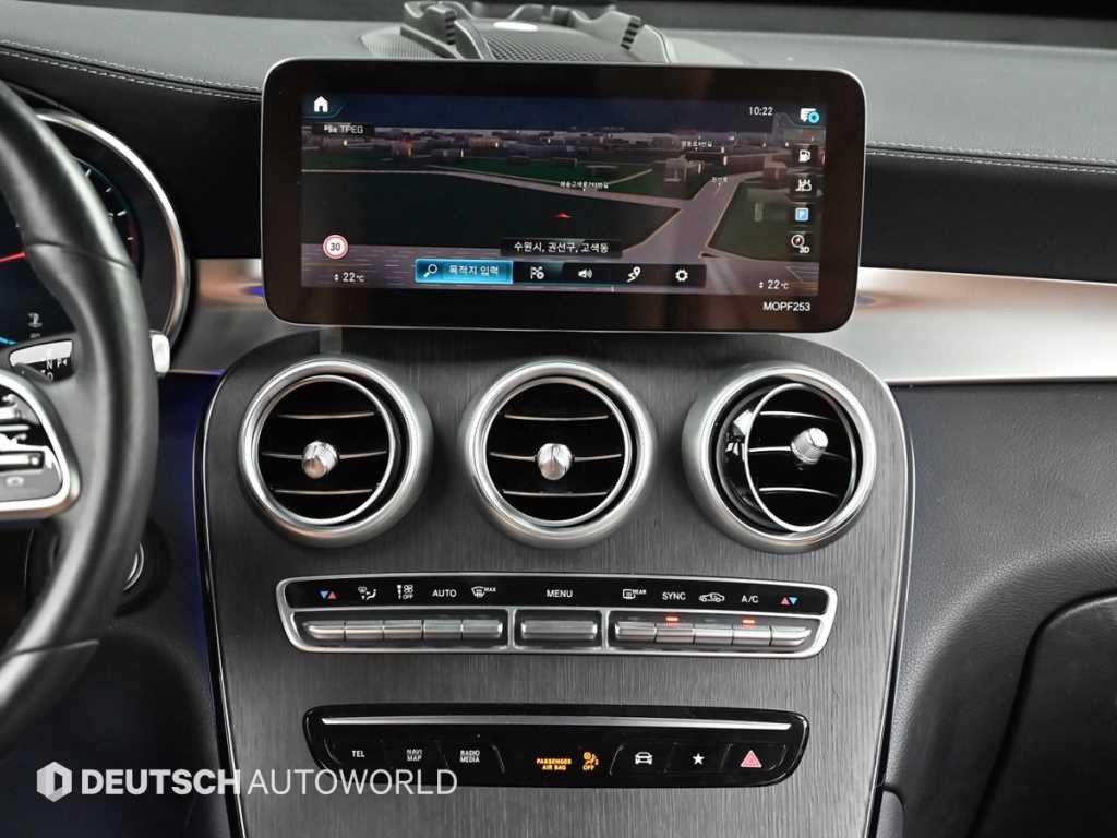 벤츠 GLC 클래스 GLC클래스 X253 GLC 300 4MATIC 쿠페 이미지 14
