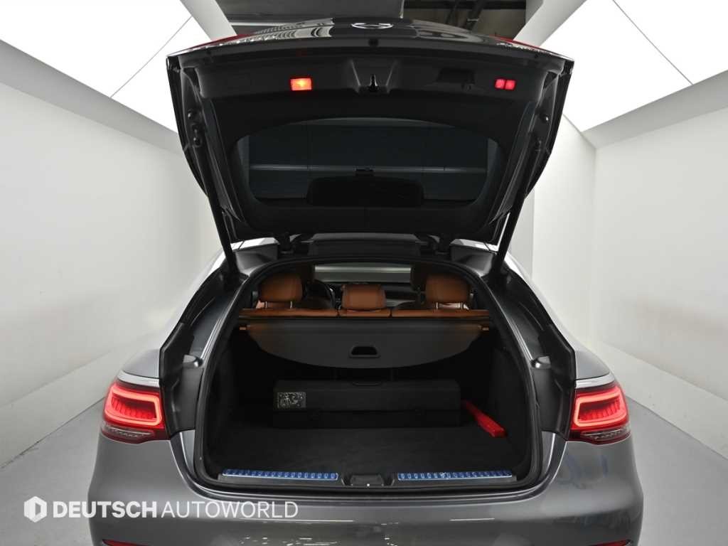 벤츠 GLC 클래스 GLC클래스 X253 GLC 300 4MATIC 쿠페 이미지 19