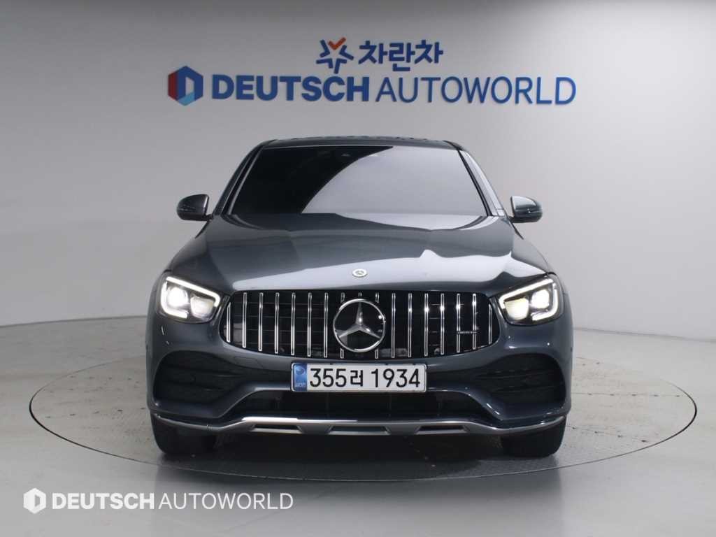 벤츠 GLC 클래스 GLC클래스 X253 GLC 300 4MATIC 쿠페 이미지 3