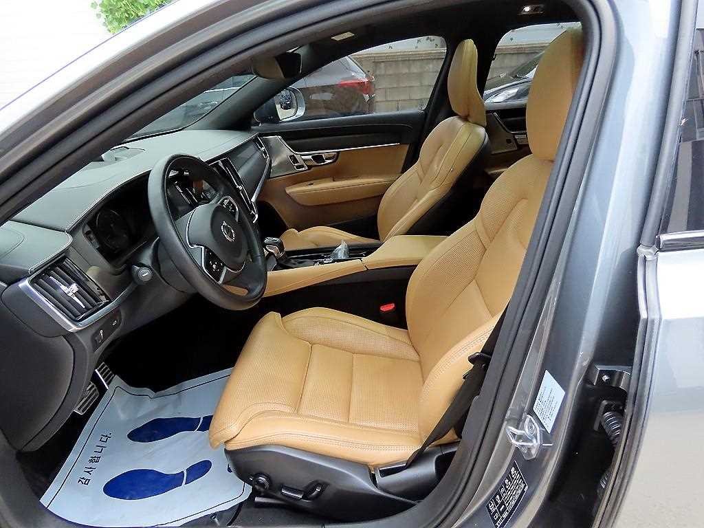 볼보 V90 V90 크로스컨트리 T5 프로 AWD 이미지 5