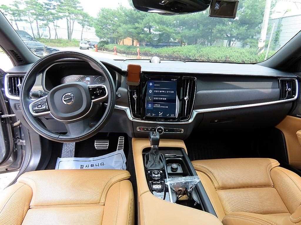 볼보 V90 V90 크로스컨트리 T5 프로 AWD 이미지 7