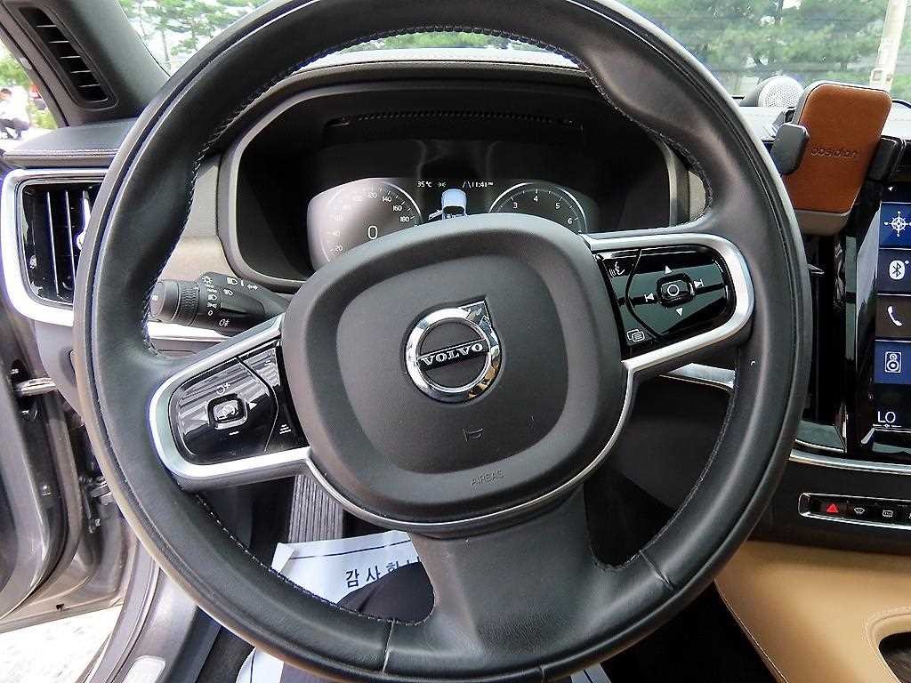 볼보 V90 V90 크로스컨트리 T5 프로 AWD 이미지 8